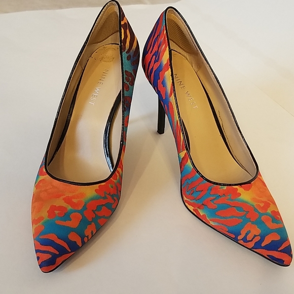 Nine West Shoes - EUC Nine West Colorful Print Heels 6.5 Medium